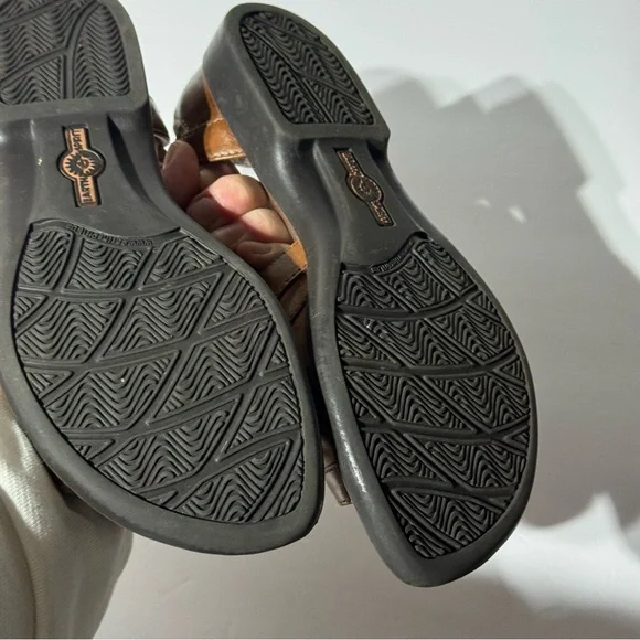 Earth Spirit Comfort First Brown Leather Open Toe Slip On Sandals Size 6.5 - Picture 8 of 8